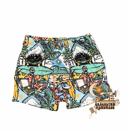 Play shorts
